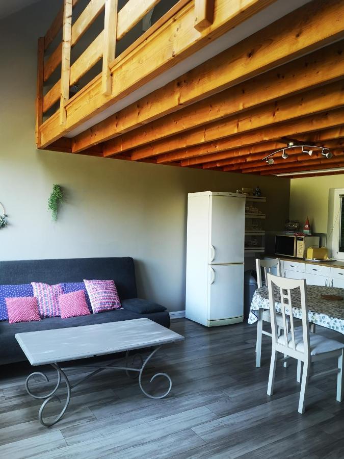 Gite Les Hunieres Fourneville Exterior foto